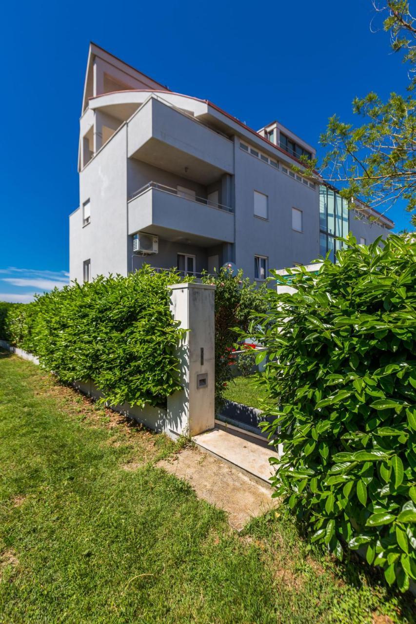 Adriano 2br With Terrace *